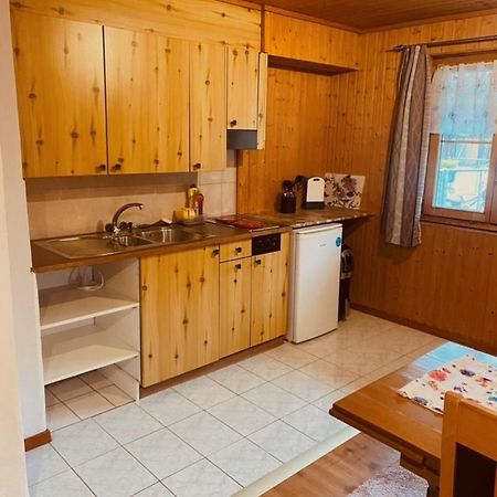 Günstig und Einfaches Studio auf dem Bauernhof Zuoz Exterior foto